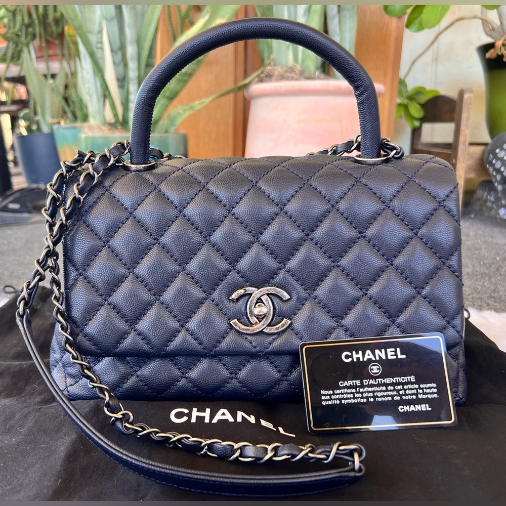 💕💕💕LIVE NOTIFICATIONS MIXED LUXURY ITEMS! ALL SALES ARE FINAL💕💕💕 - Picture 14 of 17